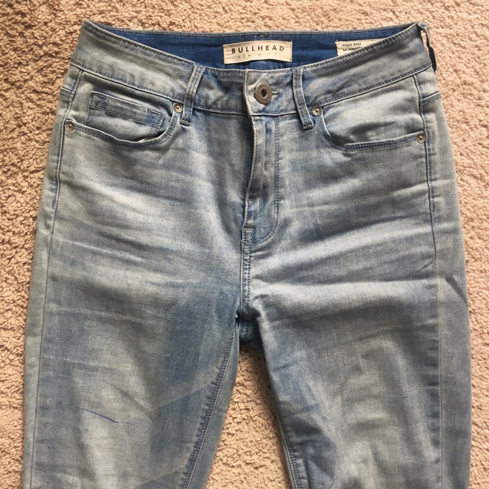 Bullhead High Rise Skinniest Light Wash Jeans